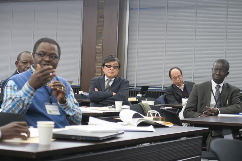 Prof. Francis Nyamnjoh, Prof. Eisei Kurimoto and Prof. Kirumira at the January 2016 Kyoto Forum